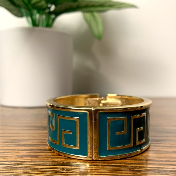 Aztec 1” Thick Cuff Bracelet - Picture 3 of 11